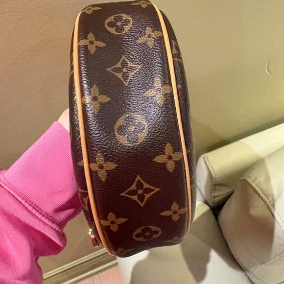 Louis Vuitton Brown Monogram Women's Bag - Picture 4 of 8